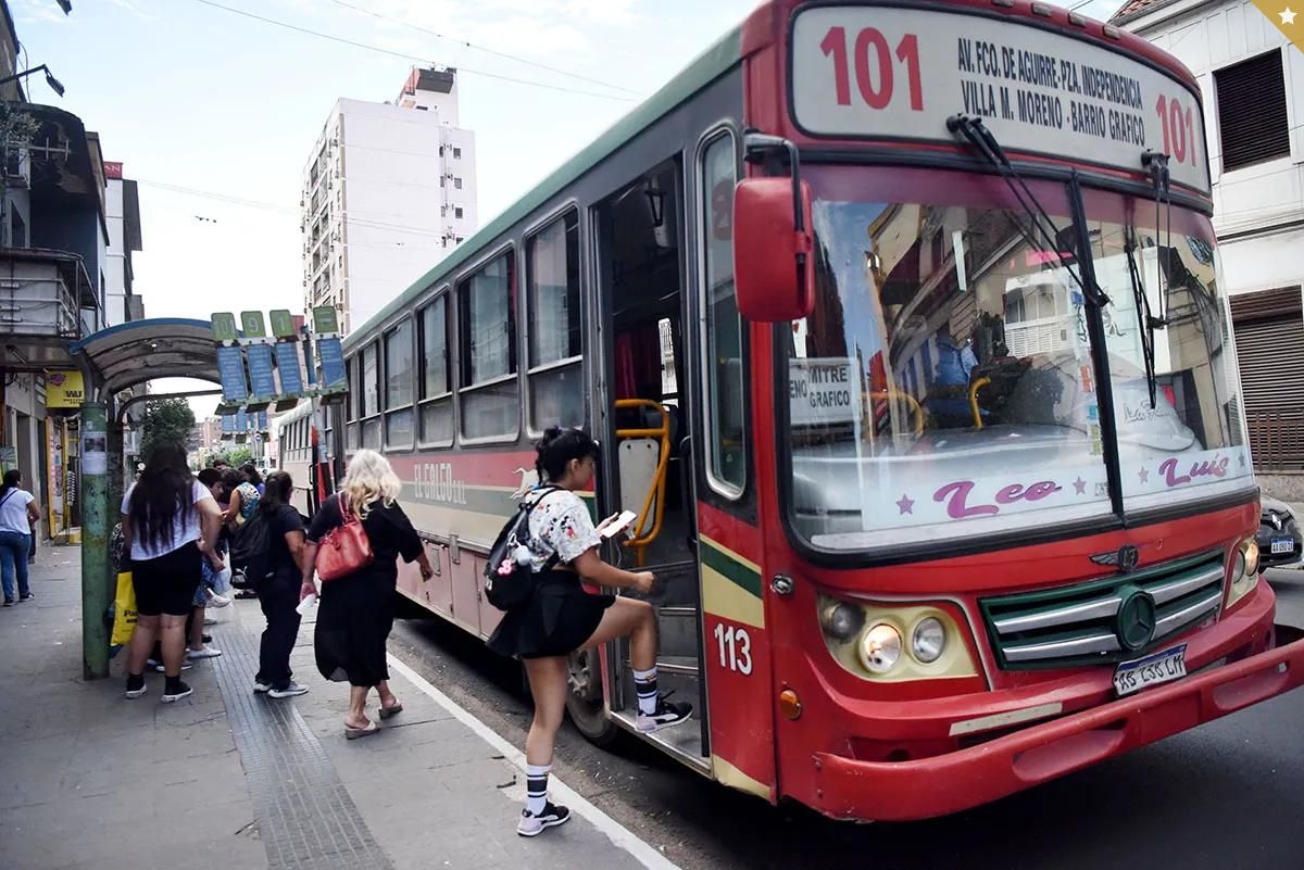 Caída Del 40% En Ventas De Pasajes De Tucumán