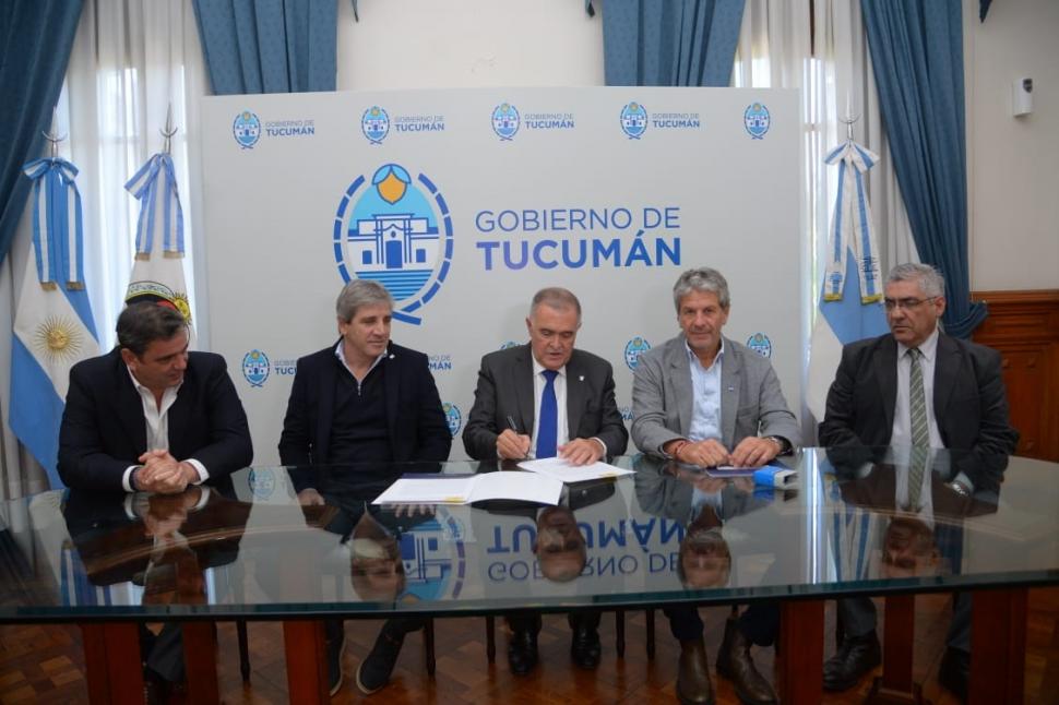 Protege Tu Identidad Al Usar Tus Ahorros